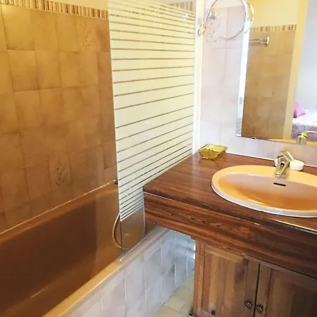 Résidence Le Saint Charles B - Idéalement Situé, à 50m De La Cure Thermale ! Mae-7874 * Aix-les-Bains